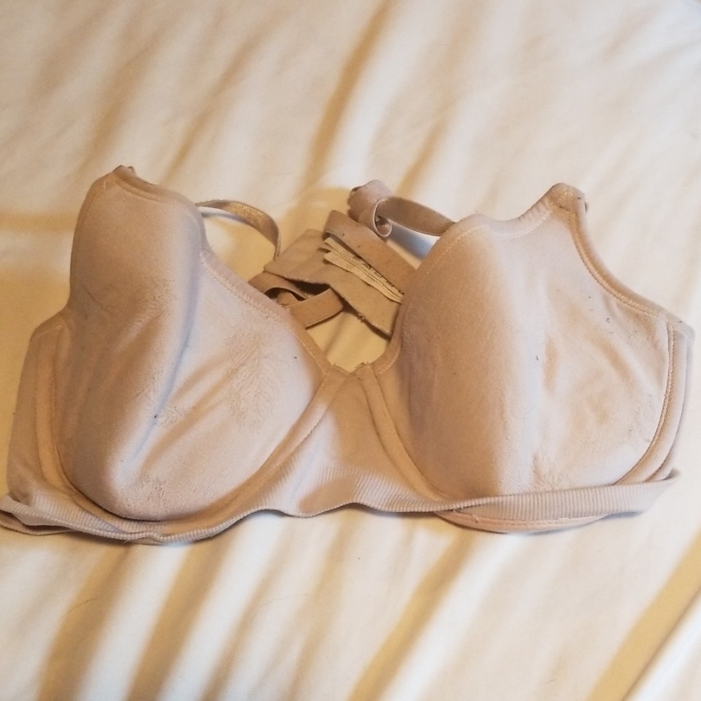 Jessica Simpson nursing bra size medium